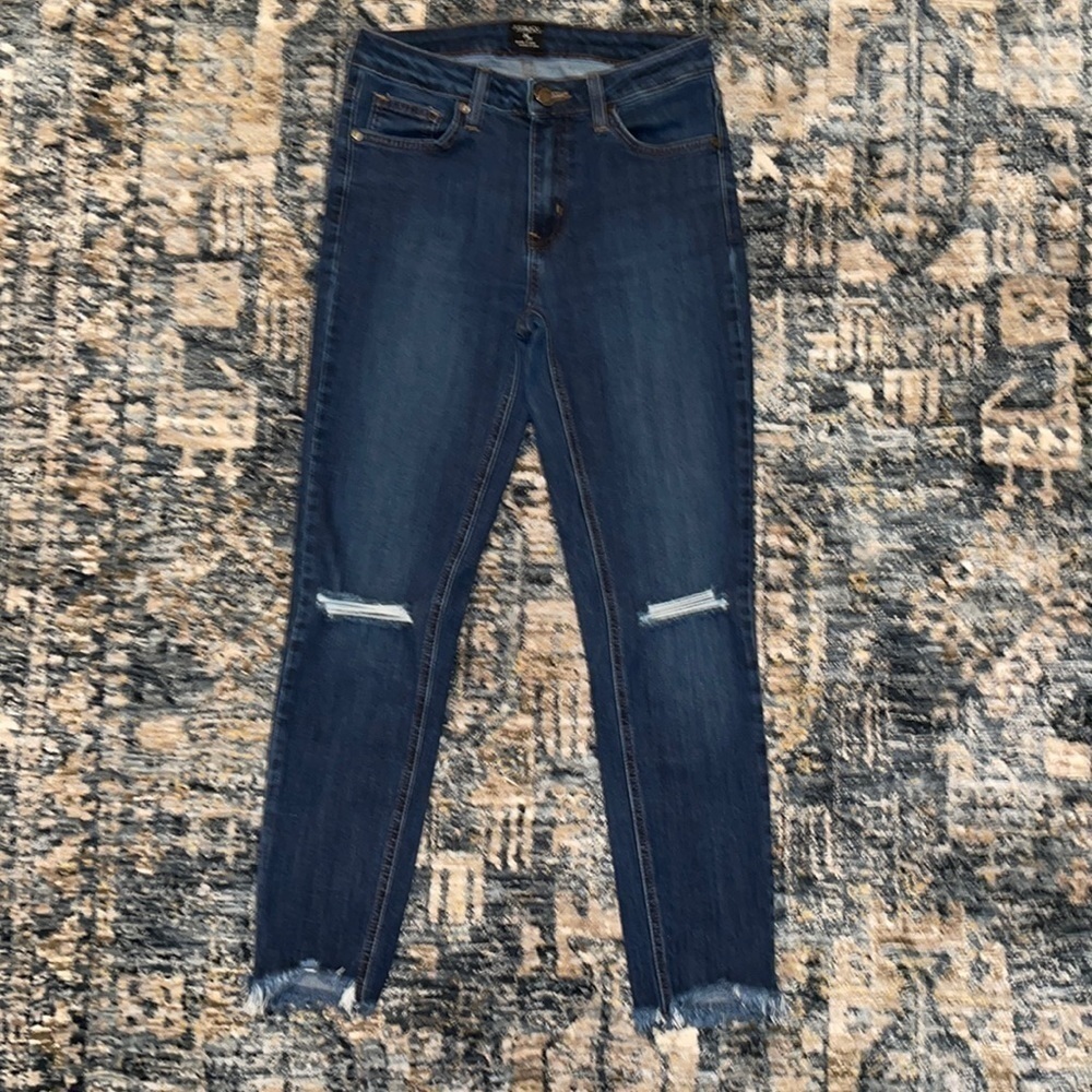 Just Black Blue distressed cropped Jeans Sz. 26 - Picture 6 of 17